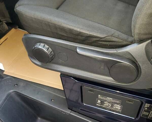 Синий Мерседес Sprinter, объемом двигателя 2.2 л и пробегом 221 тыс. км за 35000 $, фото 24 на Automoto.ua