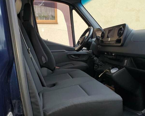 Синий Мерседес Sprinter, объемом двигателя 2.2 л и пробегом 221 тыс. км за 35000 $, фото 21 на Automoto.ua