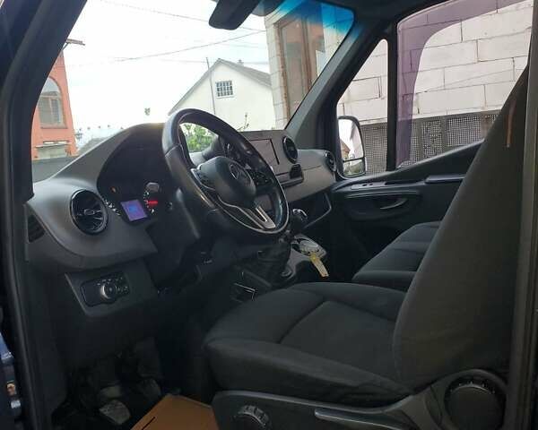 Синий Мерседес Sprinter, объемом двигателя 2.2 л и пробегом 221 тыс. км за 35000 $, фото 25 на Automoto.ua