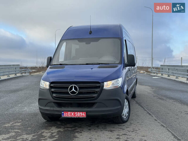Синий Мерседес Sprinter, объемом двигателя 2.2 л и пробегом 206 тыс. км за 30600 $, фото 5 на Automoto.ua