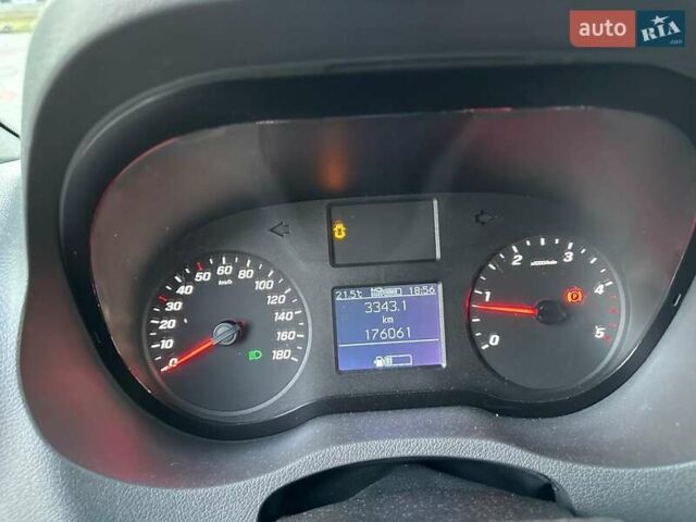 Синий Мерседес Sprinter, объемом двигателя 2.14 л и пробегом 176 тыс. км за 26600 $, фото 41 на Automoto.ua