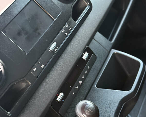 Синий Мерседес Sprinter, объемом двигателя 2.2 л и пробегом 271 тыс. км за 24900 $, фото 30 на Automoto.ua