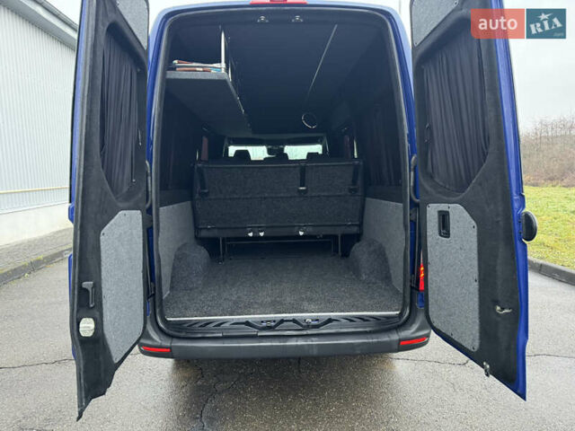 Синий Мерседес Sprinter, объемом двигателя 2.14 л и пробегом 260 тыс. км за 33500 $, фото 8 на Automoto.ua