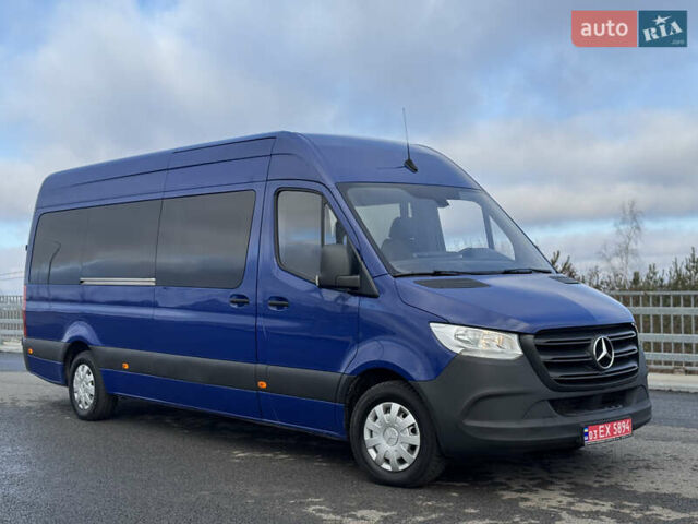 Синий Мерседес Sprinter, объемом двигателя 2.2 л и пробегом 206 тыс. км за 30600 $, фото 12 на Automoto.ua