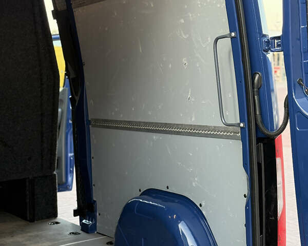 Синий Мерседес Sprinter, объемом двигателя 2.2 л и пробегом 271 тыс. км за 24900 $, фото 43 на Automoto.ua