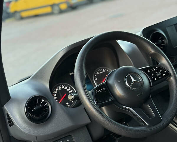 Синий Мерседес Sprinter, объемом двигателя 2.2 л и пробегом 271 тыс. км за 24900 $, фото 26 на Automoto.ua