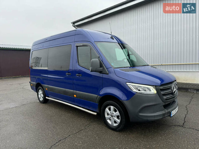 Синий Мерседес Sprinter, объемом двигателя 2.14 л и пробегом 260 тыс. км за 33500 $, фото 2 на Automoto.ua