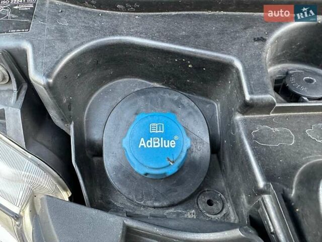 Синий Мерседес Sprinter, объемом двигателя 2.14 л и пробегом 176 тыс. км за 26600 $, фото 31 на Automoto.ua