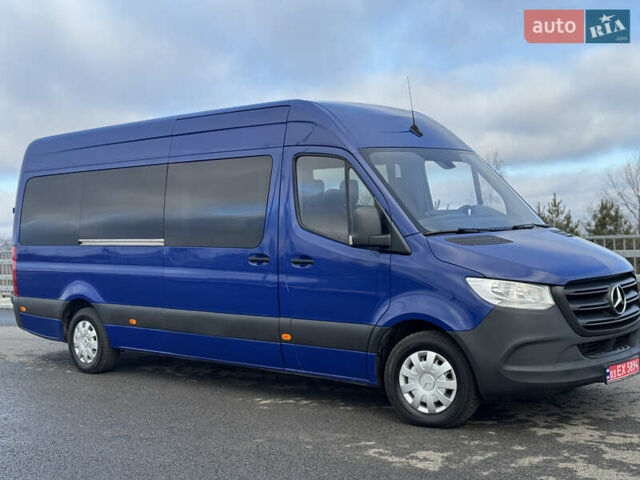 Синий Мерседес Sprinter, объемом двигателя 2.2 л и пробегом 206 тыс. км за 30600 $, фото 14 на Automoto.ua