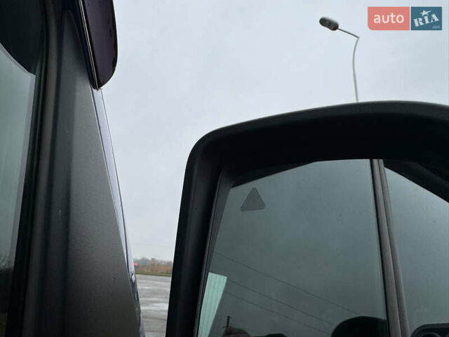 Синий Мерседес Sprinter, объемом двигателя 2.14 л и пробегом 260 тыс. км за 33500 $, фото 18 на Automoto.ua