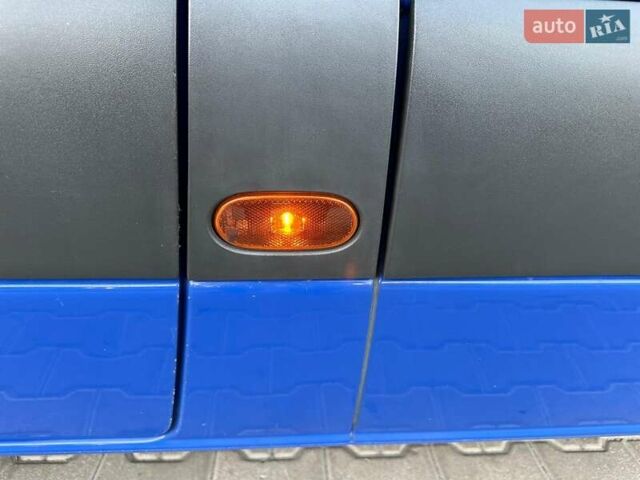 Синий Мерседес Sprinter, объемом двигателя 2.14 л и пробегом 176 тыс. км за 26600 $, фото 20 на Automoto.ua