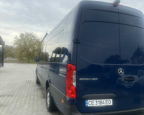 Синій Мерседес Sprinter, об'ємом двигуна 2.9 л та пробігом 420 тис. км за 54268 $, фото 3 на Automoto.ua