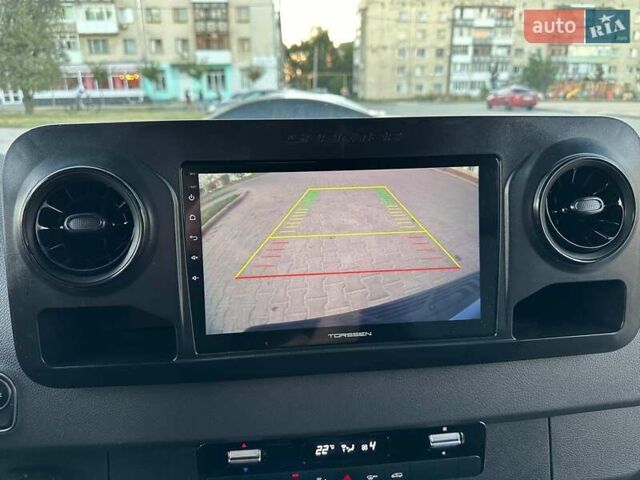 Синий Мерседес Sprinter, объемом двигателя 2.14 л и пробегом 176 тыс. км за 26600 $, фото 47 на Automoto.ua