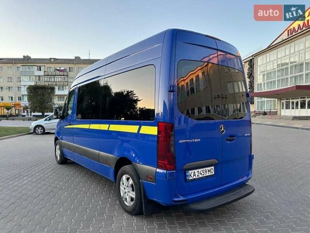 Синий Мерседес Sprinter, объемом двигателя 2.14 л и пробегом 176 тыс. км за 26600 $, фото 6 на Automoto.ua