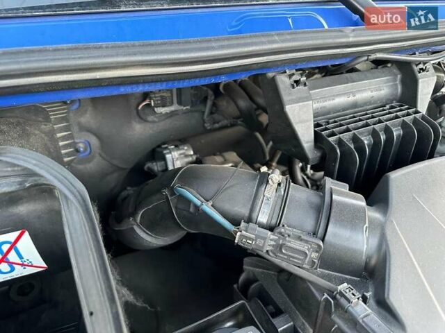 Синий Мерседес Sprinter, объемом двигателя 2.14 л и пробегом 176 тыс. км за 26600 $, фото 29 на Automoto.ua