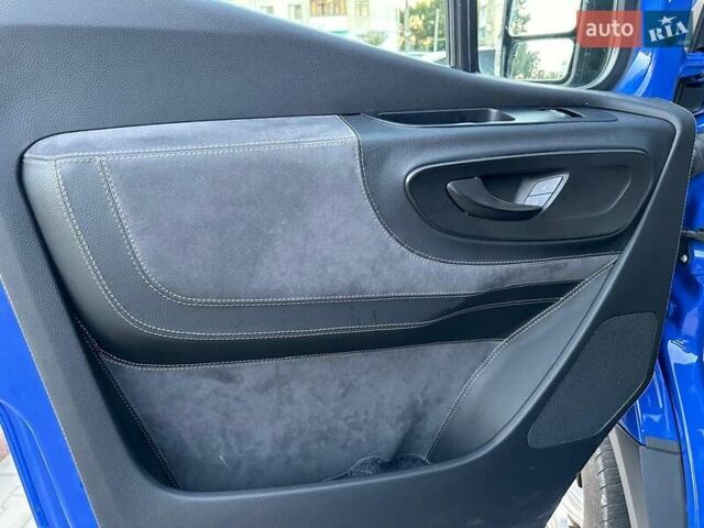 Синий Мерседес Sprinter, объемом двигателя 2.14 л и пробегом 176 тыс. км за 26600 $, фото 32 на Automoto.ua