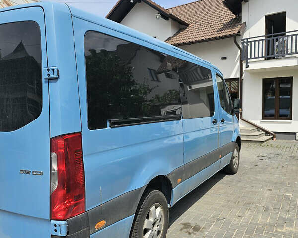Синий Мерседес Sprinter, объемом двигателя 2.14 л и пробегом 100 тыс. км за 32700 $, фото 10 на Automoto.ua