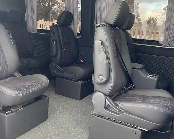 Синий Мерседес Sprinter, объемом двигателя 2.14 л и пробегом 232 тыс. км за 45000 $, фото 24 на Automoto.ua