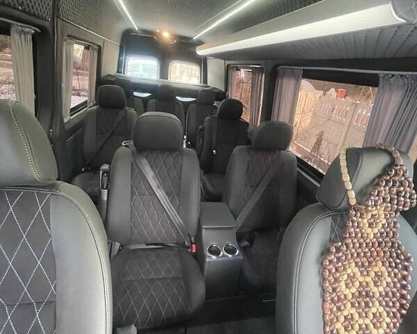 Синий Мерседес Sprinter, объемом двигателя 2.14 л и пробегом 232 тыс. км за 45000 $, фото 23 на Automoto.ua
