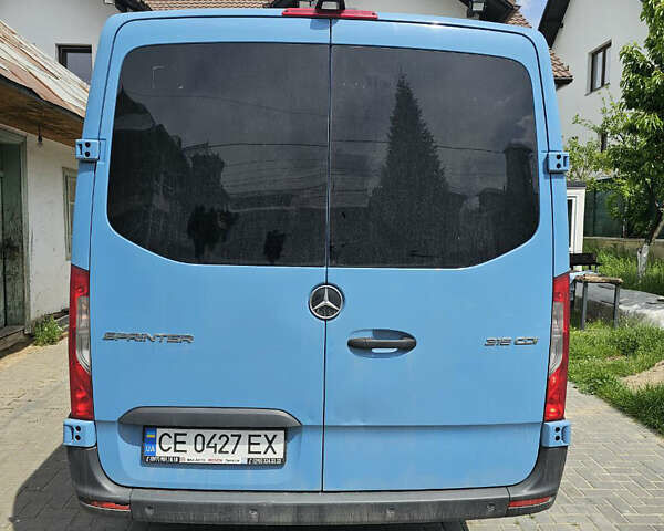Синий Мерседес Sprinter, объемом двигателя 2.14 л и пробегом 100 тыс. км за 31500 $, фото 37 на Automoto.ua