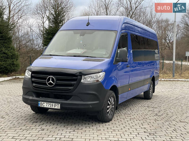 Синий Мерседес Sprinter, объемом двигателя 0 л и пробегом 387 тыс. км за 37038 $, фото 1 на Automoto.ua
