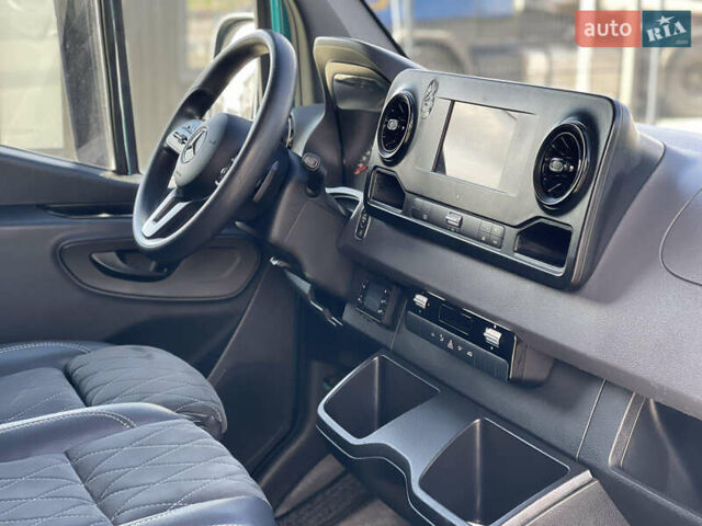Синій Мерседес Sprinter, об'ємом двигуна 2.99 л та пробігом 102 тис. км за 67000 $, фото 21 на Automoto.ua