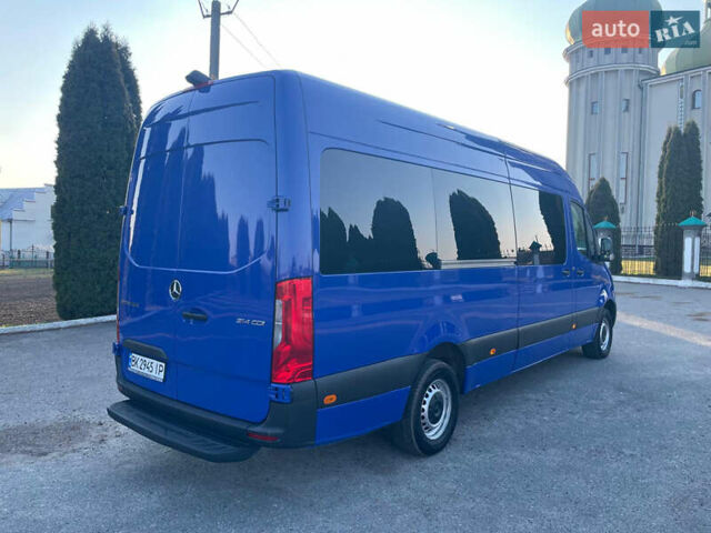 Синий Мерседес Sprinter, объемом двигателя 2.14 л и пробегом 257 тыс. км за 33300 $, фото 5 на Automoto.ua