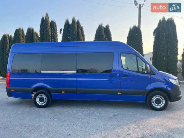 Синий Мерседес Sprinter, объемом двигателя 2.14 л и пробегом 257 тыс. км за 33300 $, фото 6 на Automoto.ua