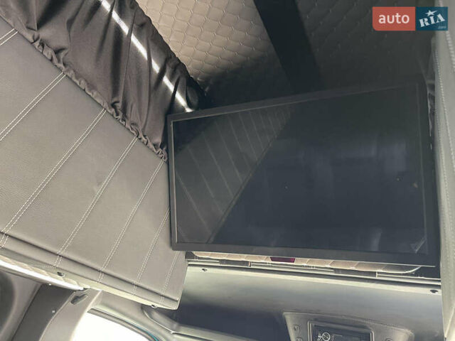 Синій Мерседес Sprinter, об'ємом двигуна 2.99 л та пробігом 102 тис. км за 67000 $, фото 31 на Automoto.ua