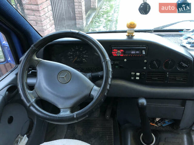 Синій Мерседес Sprinter, об'ємом двигуна 2.87 л та пробігом 400 тис. км за 9300 $, фото 2 на Automoto.ua