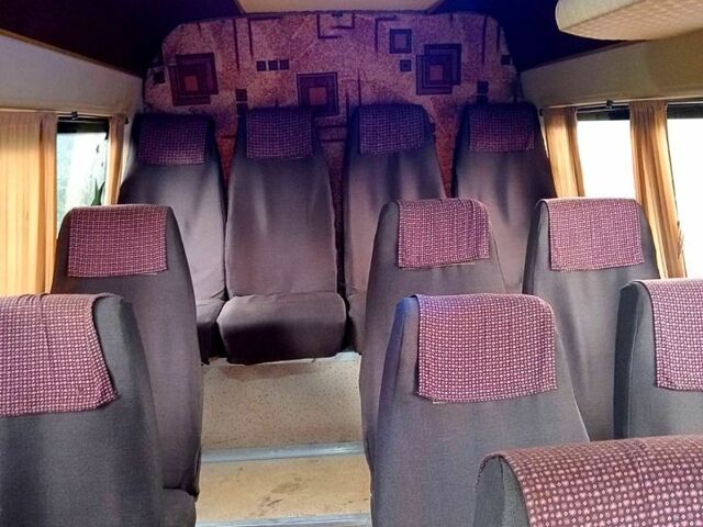 Зелений Мерседес Sprinter, об'ємом двигуна 2.9 л та пробігом 352 тис. км за 8300 $, фото 3 на Automoto.ua