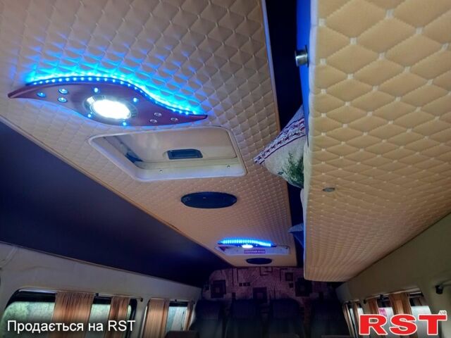 Зелений Мерседес Sprinter, об'ємом двигуна 2.9 л та пробігом 352 тис. км за 8300 $, фото 5 на Automoto.ua