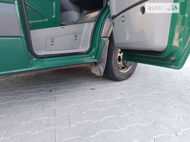 Зеленый Мерседес Sprinter, объемом двигателя 2.1 л и пробегом 400 тыс. км за 21999 $, фото 12 на Automoto.ua