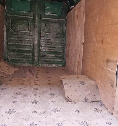 Зеленый Мерседес Sprinter, объемом двигателя 0 л и пробегом 520 тыс. км за 4000 $, фото 18 на Automoto.ua