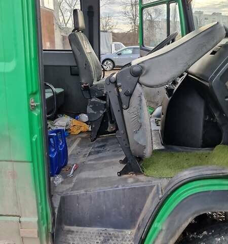 Зеленый Мерседес Sprinter, объемом двигателя 0 л и пробегом 520 тыс. км за 4000 $, фото 8 на Automoto.ua