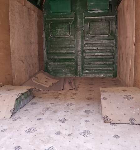 Зеленый Мерседес Sprinter, объемом двигателя 0 л и пробегом 520 тыс. км за 4000 $, фото 17 на Automoto.ua