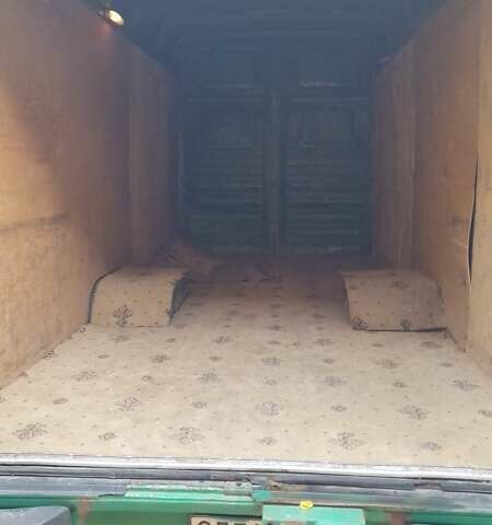 Зеленый Мерседес Sprinter, объемом двигателя 0 л и пробегом 520 тыс. км за 4000 $, фото 16 на Automoto.ua