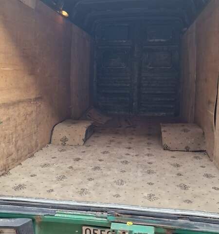 Зеленый Мерседес Sprinter, объемом двигателя 0 л и пробегом 520 тыс. км за 4000 $, фото 15 на Automoto.ua