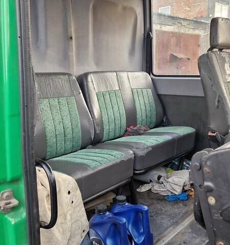 Зеленый Мерседес Sprinter, объемом двигателя 0 л и пробегом 520 тыс. км за 4000 $, фото 9 на Automoto.ua