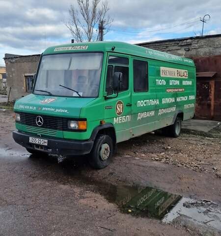 Зеленый Мерседес Sprinter, объемом двигателя 0 л и пробегом 520 тыс. км за 4000 $, фото 3 на Automoto.ua