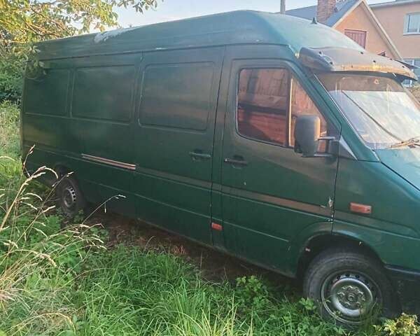 Зелений Мерседес Sprinter, об'ємом двигуна 0 л та пробігом 340 тис. км за 2950 $, фото 5 на Automoto.ua