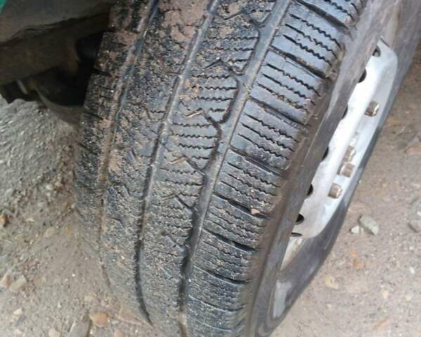 Зелений Мерседес Sprinter, об'ємом двигуна 0 л та пробігом 340 тис. км за 2950 $, фото 13 на Automoto.ua