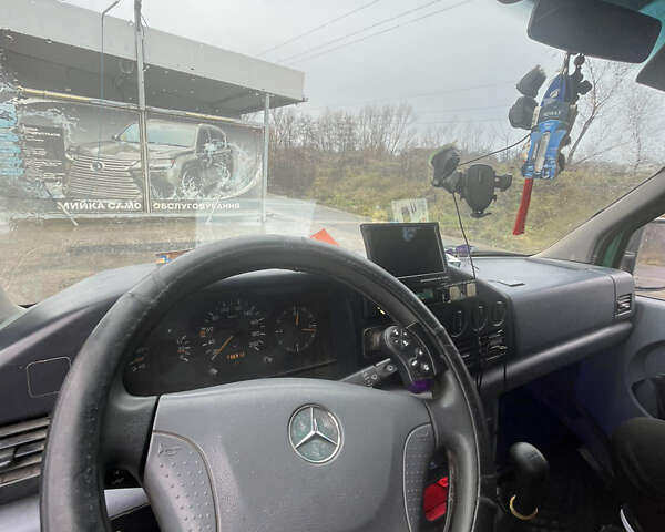 Зелений Мерседес Sprinter, об'ємом двигуна 0 л та пробігом 600 тис. км за 6200 $, фото 2 на Automoto.ua