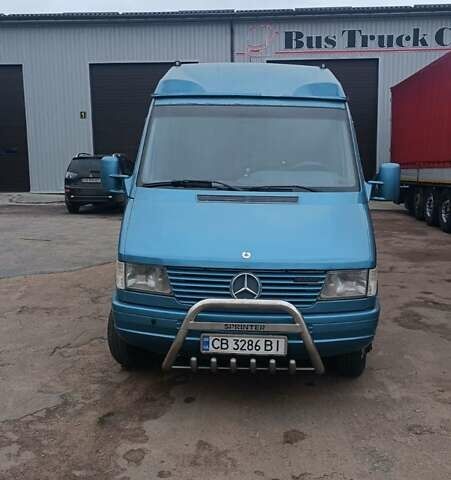 Зелений Мерседес Sprinter, об'ємом двигуна 2.87 л та пробігом 1000 тис. км за 12000 $, фото 1 на Automoto.ua