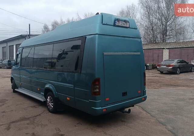 Зелений Мерседес Sprinter, об'ємом двигуна 2.87 л та пробігом 1000 тис. км за 12000 $, фото 3 на Automoto.ua