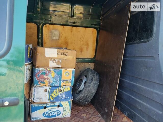 Зеленый Мерседес Sprinter, объемом двигателя 2.7 л и пробегом 6 тыс. км за 17000 $, фото 1 на Automoto.ua