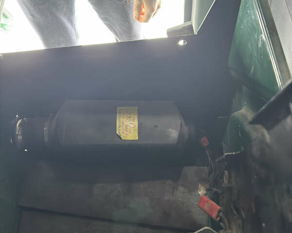 Зеленый Мерседес Sprinter, объемом двигателя 2.15 л и пробегом 672 тыс. км за 9999 $, фото 24 на Automoto.ua