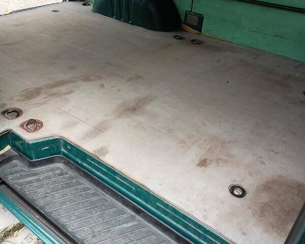 Зеленый Мерседес Sprinter, объемом двигателя 2.2 л и пробегом 287 тыс. км за 9700 $, фото 6 на Automoto.ua