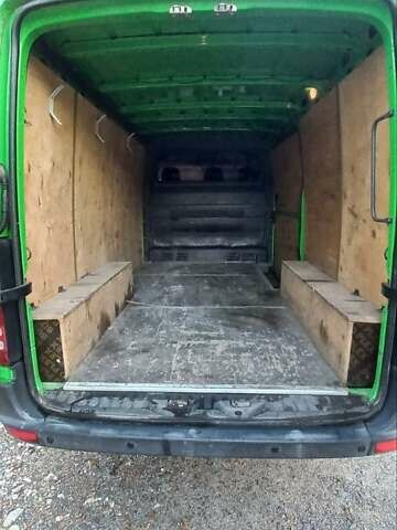 Зеленый Мерседес Sprinter, объемом двигателя 2.15 л и пробегом 320 тыс. км за 10500 $, фото 29 на Automoto.ua