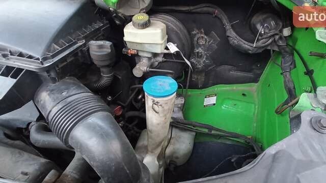 Зеленый Мерседес Sprinter, объемом двигателя 2.15 л и пробегом 320 тыс. км за 10500 $, фото 21 на Automoto.ua